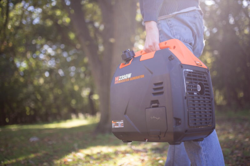 WEN Super Quiet 2350-Watt Portable Inverter Generator with Fuel Shut off, CARB Compliant, Ultra Lightweight - Image 5