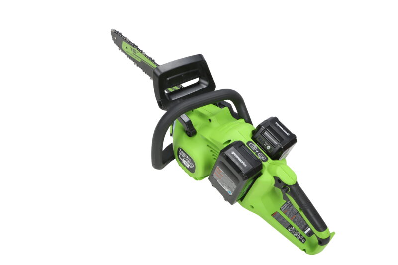 Greenworks 48V (2x24V) 16" Brushless Chainsaw + (2) 4Ah USB Batteries & Dual Port Charger 2018002 - Image 4