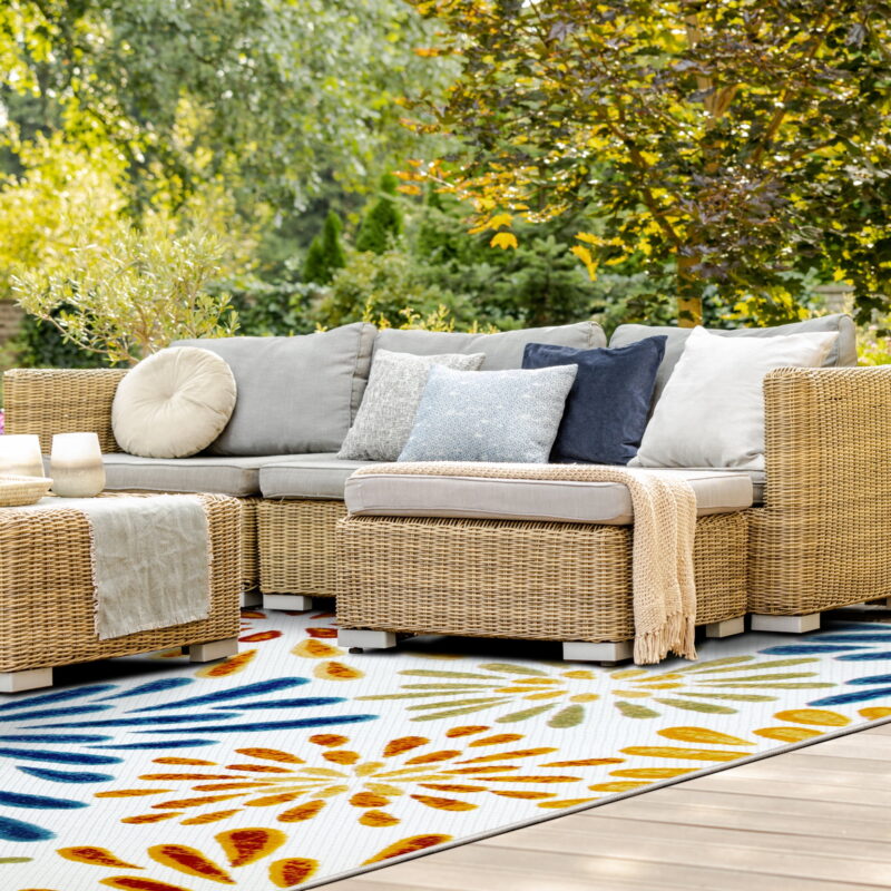 Leick Home Beam Multicolor Flower Rectangle Indoor/Outdoor Area Rug, 5'3" x 7' - Image 5