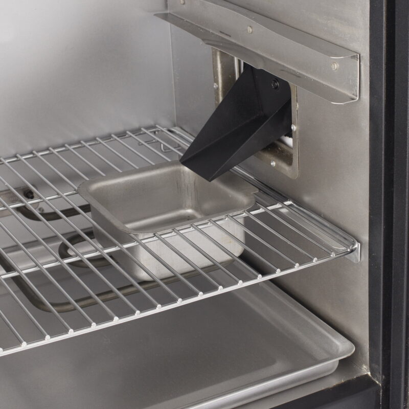Dyna-Glo DGU732BDE-D Black 30" Digital Electric Smoker - Image 5
