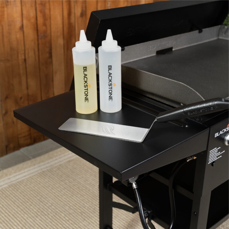 Blackstone Original 2-Burner 28" Propane Omnivore Griddle with Hard Cover - Image 7