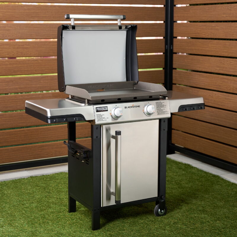 Blackstone ProSeries 2-Burner 22" Propane Omnivore Griddle with Dual Side Shelves - Image 3