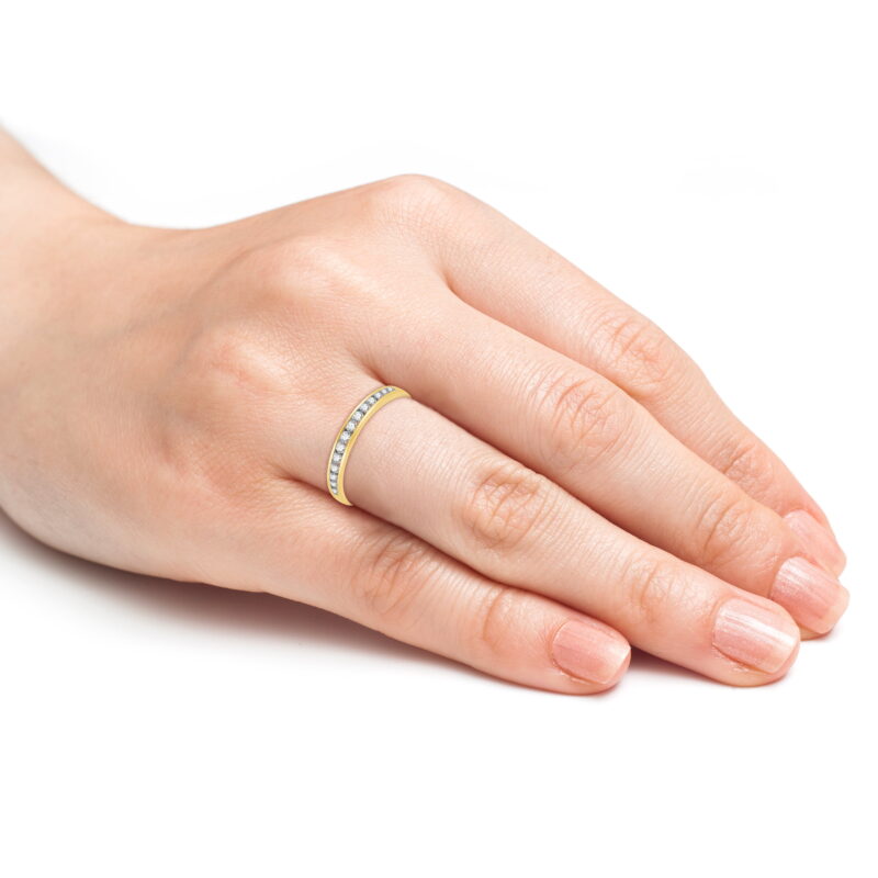 Brilliance Fine Jewelry Women's 10K Yellow Gold Stackable Wedding Band, 1/4 CTW Lab Grown Diamond - Image 3