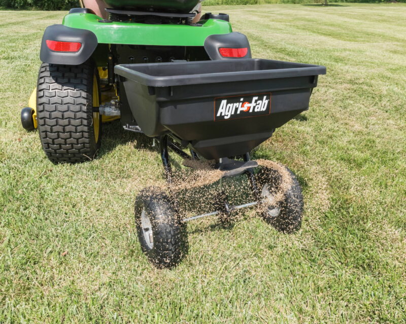 Agri-Fab, Inc. 85 lb Broadcast Tow-Behind Spreader - Model # 45-0530 - Image 4