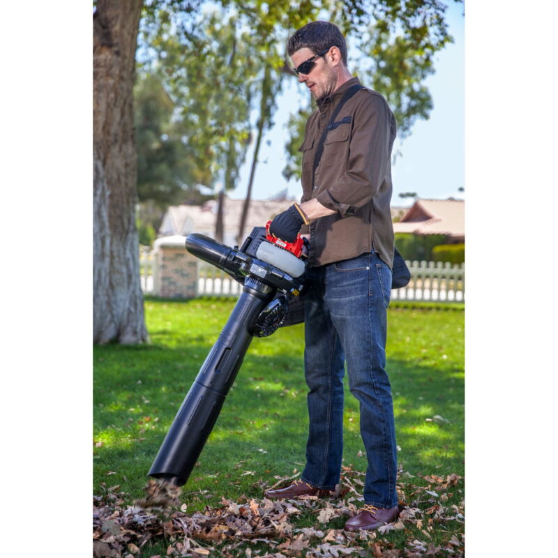 Troy-Bilt 2-Cycle Leaf Blower/Vac/Shredder, 27cc, 450 CFM - Image 3