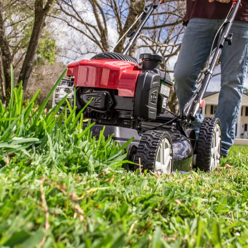 Black Max 21" Self-Propelled Walk-Behind Mower with 150cc 625 Series Briggs and Stratton Engine - Image 2