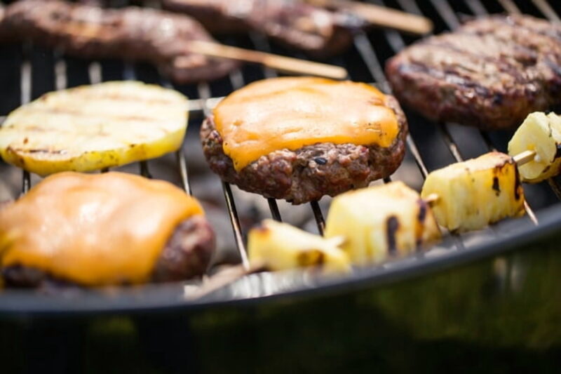 Weber Original Kettle 22-Inch Charcoal Grill, Black - Image 2