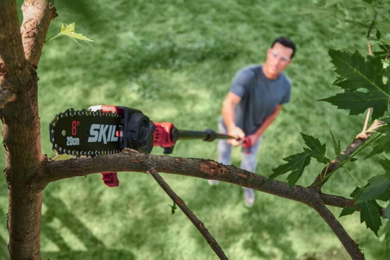 SKIL PS4563B-10  PWR CORE Brushless 40V  8-inch Pole Saw, 10 Foot Extension, 2.0Ah Battery and Charger - Image 4