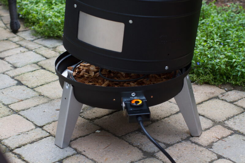 Americana 2-in-1 Electric Combination Water Smoker - Image 7