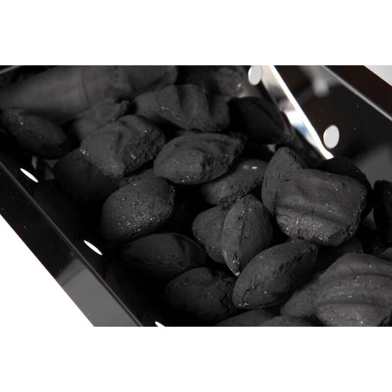 Camco 58110 Kuuma Charcoal Grill with Inner Lid Liner - Image 4