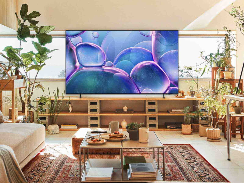 Samsung 58" Class Crystal UHD U7900F 4K Smart TV 2025 - UN58U7900FFXZA - Image 3